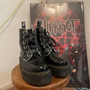 Dr Martens Molly platform